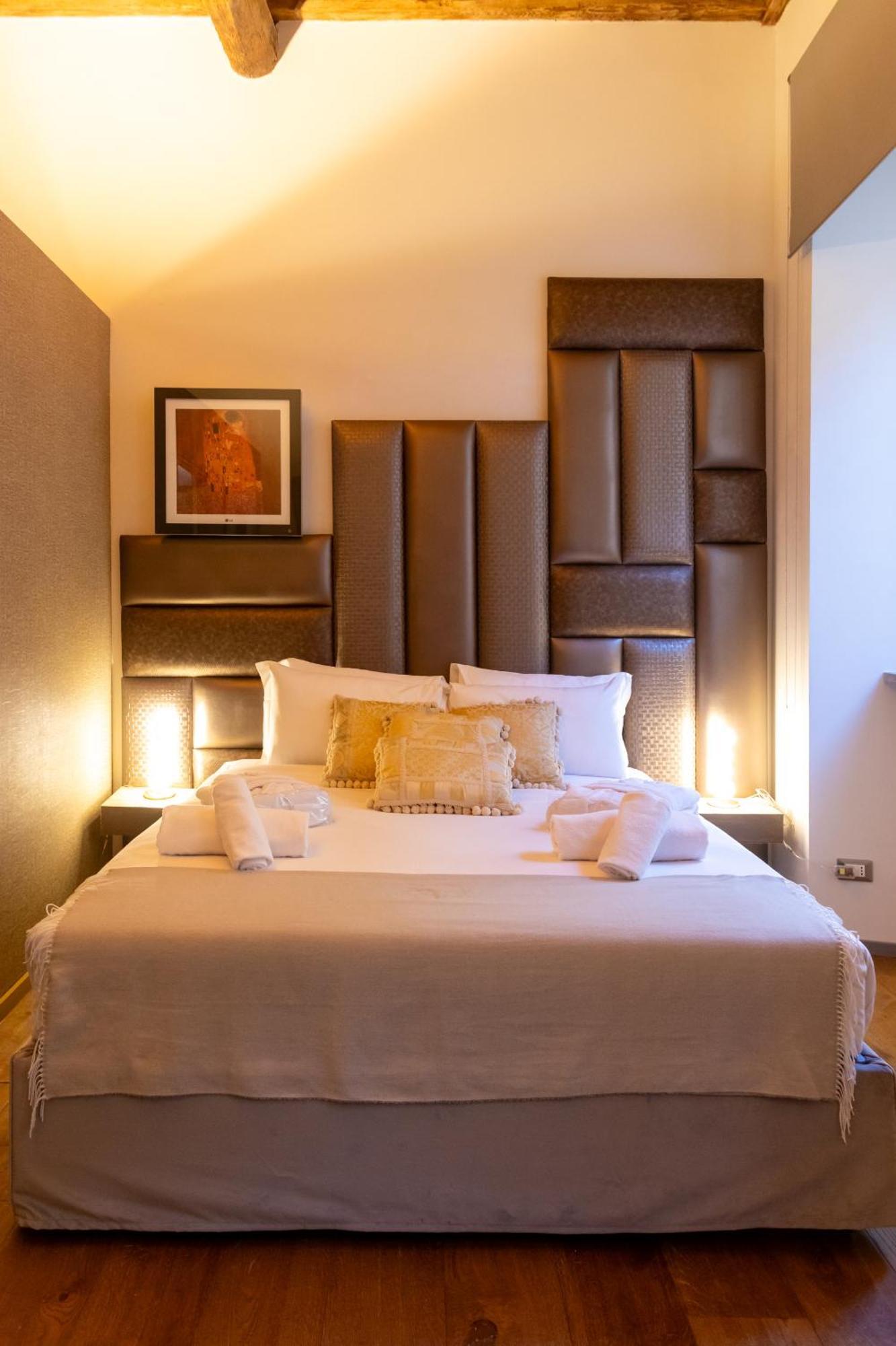 Fontana Di Trevi Roma Luxury Suite エクステリア 写真